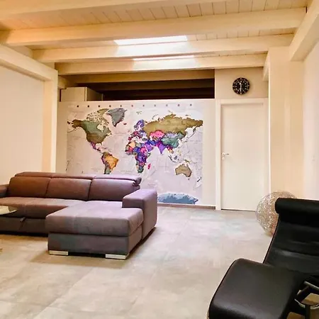 Casa Del Borgo 雷卡纳蒂港